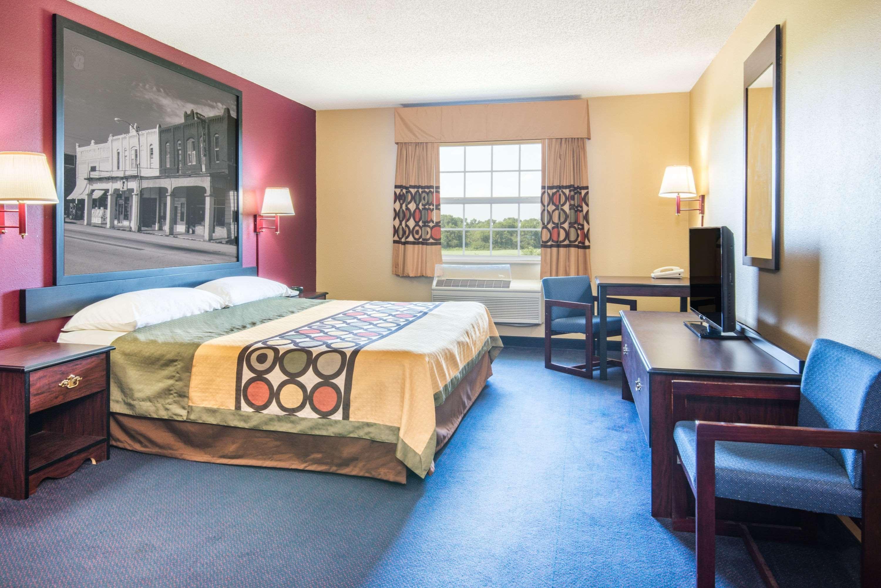 Super 8 By Wyndham Big Cabin/Vinita Area Exterior photo