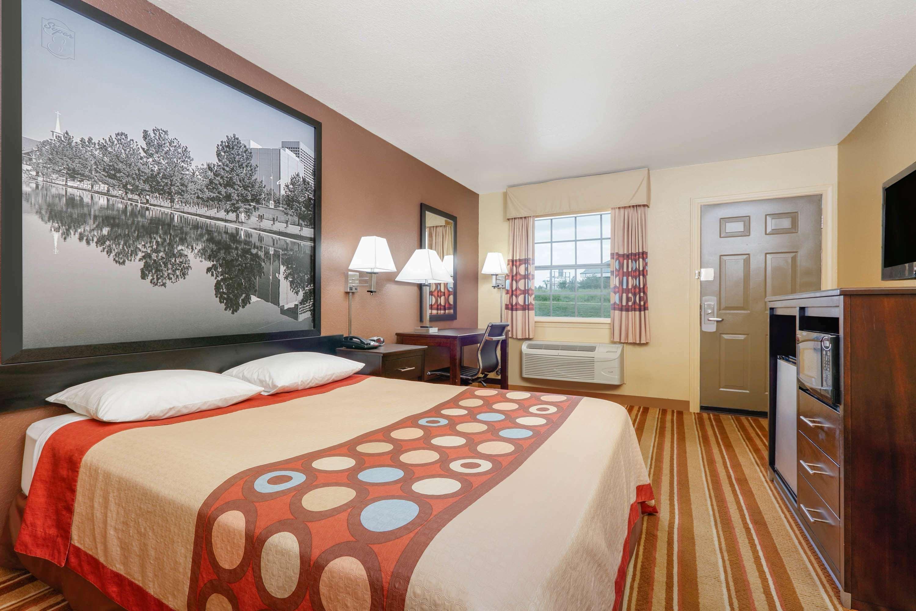 Super 8 By Wyndham Big Cabin/Vinita Area Exterior photo